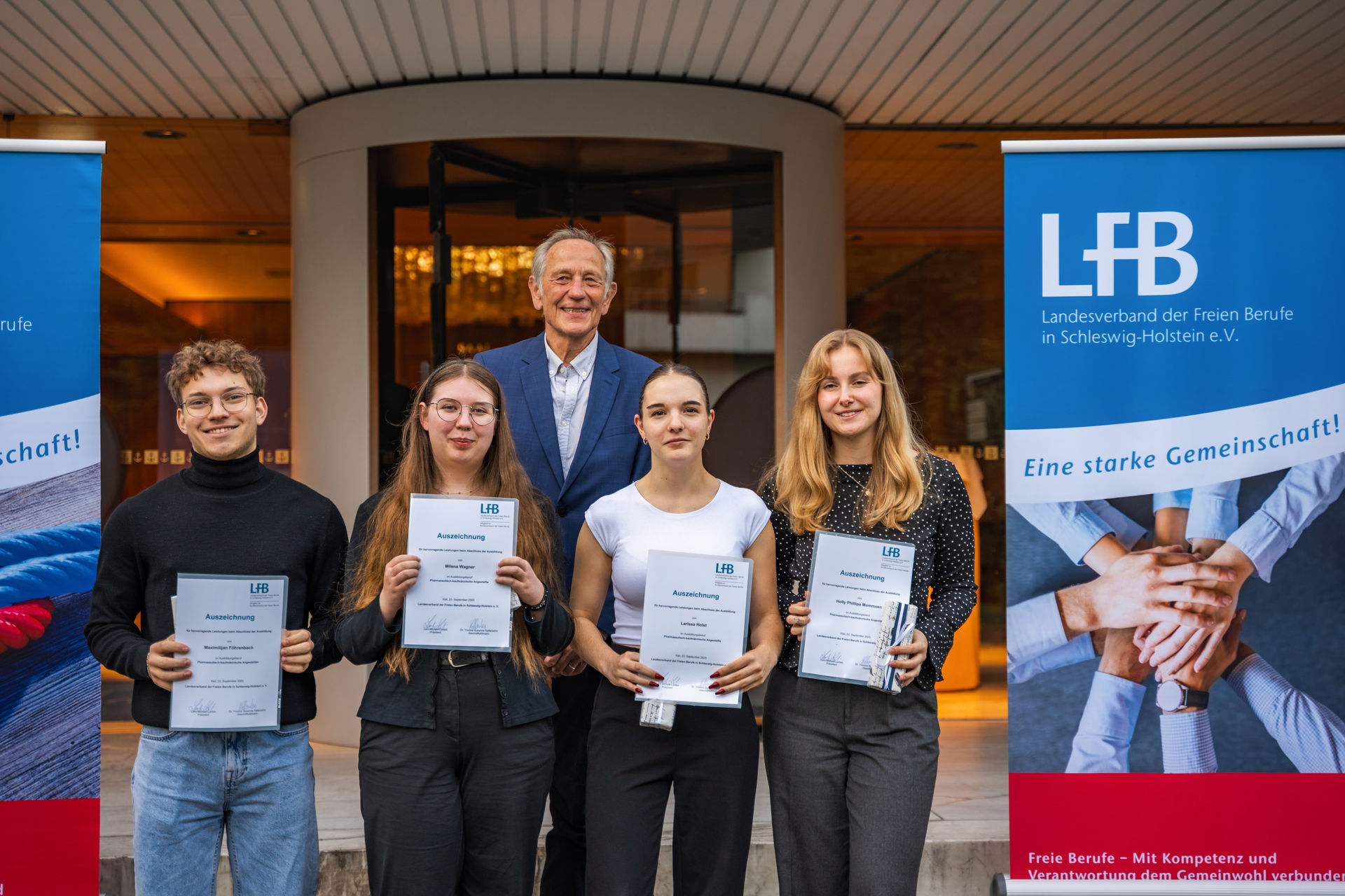 Gruppe Apothekerkammer Web 1 Gruppe Apothekerkammer Web 1